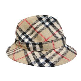 chapeau burberry homme|Burberry carreau homme.